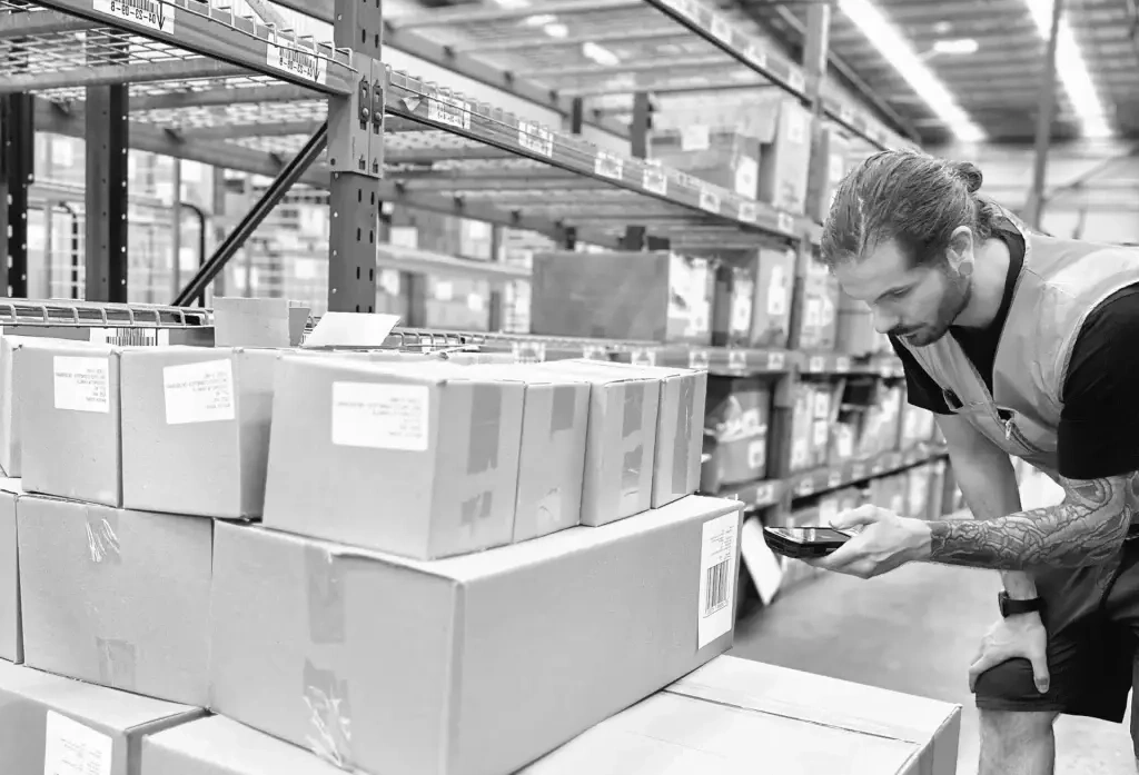 Real time live inventory accuracy on warehouse tablet